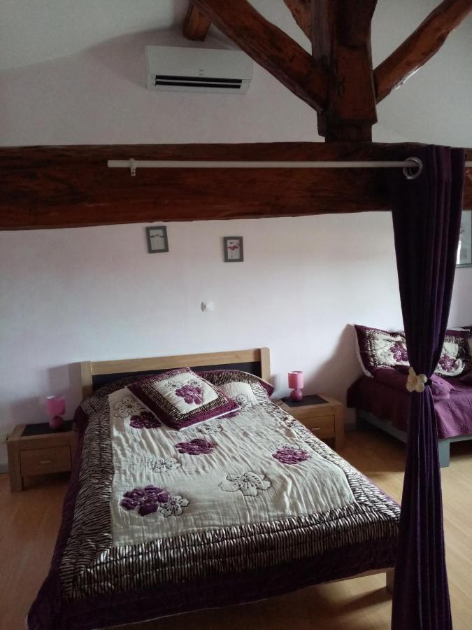 Bed and Breakfast Les Tourterelles Chabournay Esterno foto