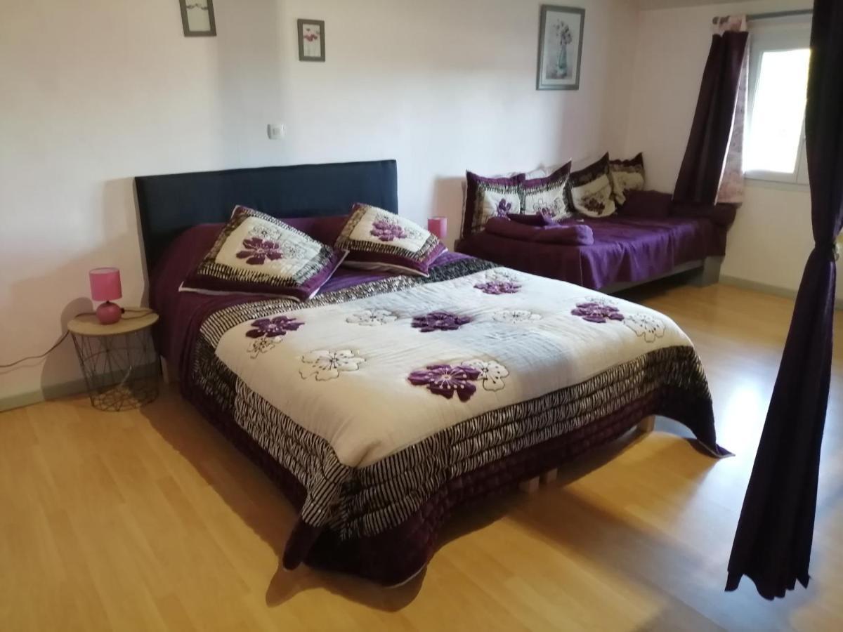 Bed and Breakfast Les Tourterelles Chabournay Esterno foto