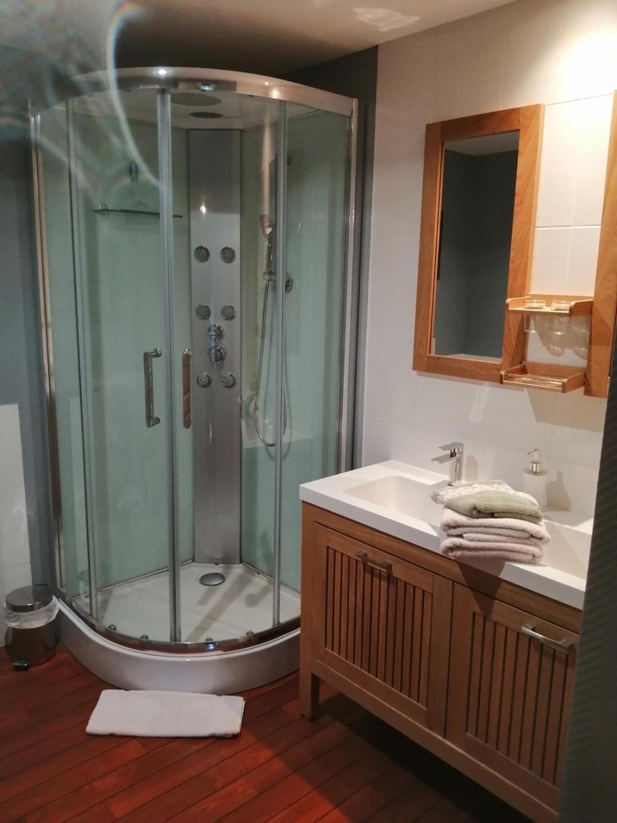 Bed and Breakfast Les Tourterelles Chabournay Esterno foto