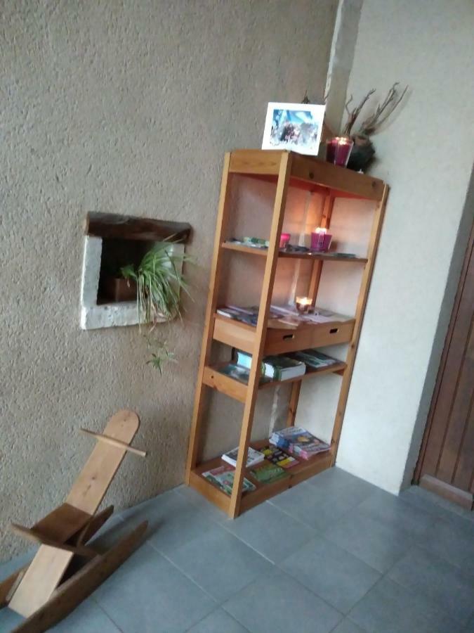 Bed and Breakfast Les Tourterelles Chabournay Esterno foto