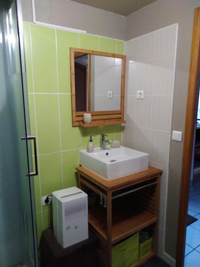 Bed and Breakfast Les Tourterelles Chabournay Esterno foto